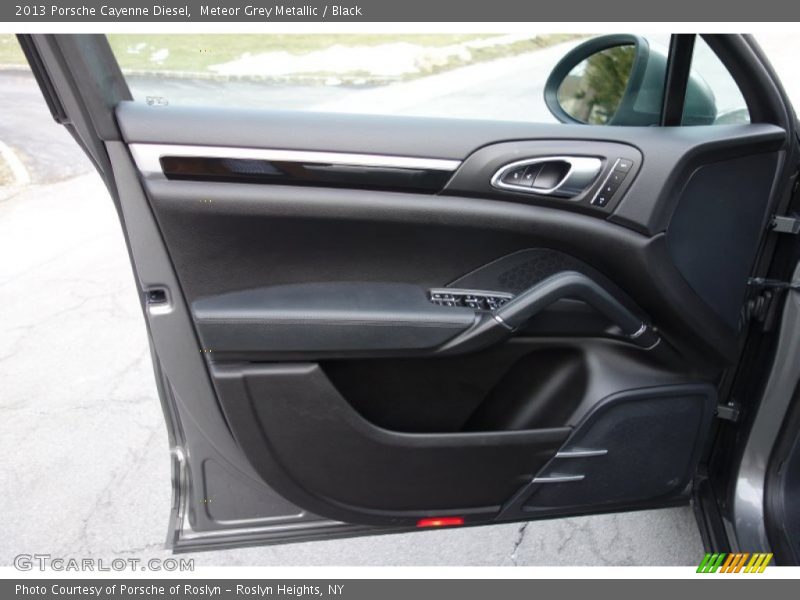 Meteor Grey Metallic / Black 2013 Porsche Cayenne Diesel