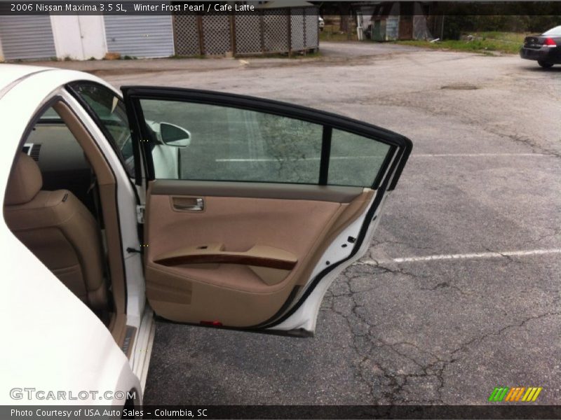 Winter Frost Pearl / Cafe Latte 2006 Nissan Maxima 3.5 SL