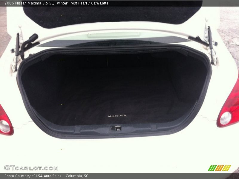 Winter Frost Pearl / Cafe Latte 2006 Nissan Maxima 3.5 SL