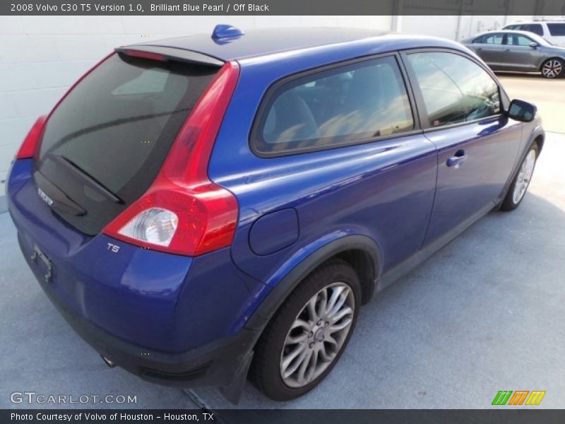 Brilliant Blue Pearl / Off Black 2008 Volvo C30 T5 Version 1.0