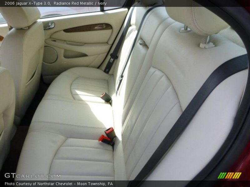 Radiance Red Metallic / Ivory 2006 Jaguar X-Type 3.0