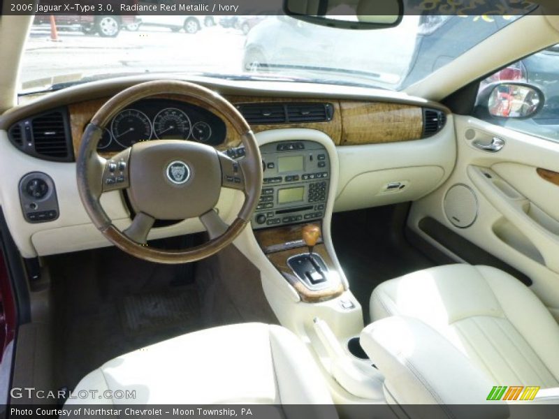  2006 X-Type 3.0 Ivory Interior