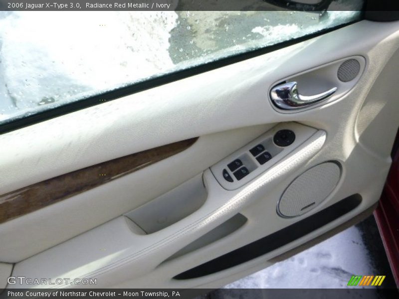 Radiance Red Metallic / Ivory 2006 Jaguar X-Type 3.0