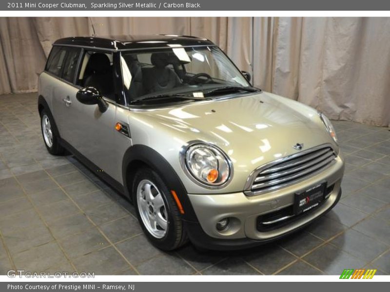 Sparkling Silver Metallic / Carbon Black 2011 Mini Cooper Clubman