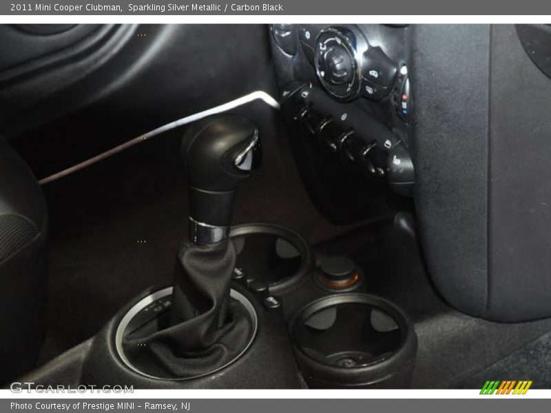 Sparkling Silver Metallic / Carbon Black 2011 Mini Cooper Clubman