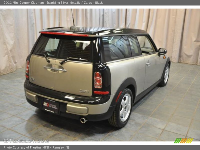 Sparkling Silver Metallic / Carbon Black 2011 Mini Cooper Clubman