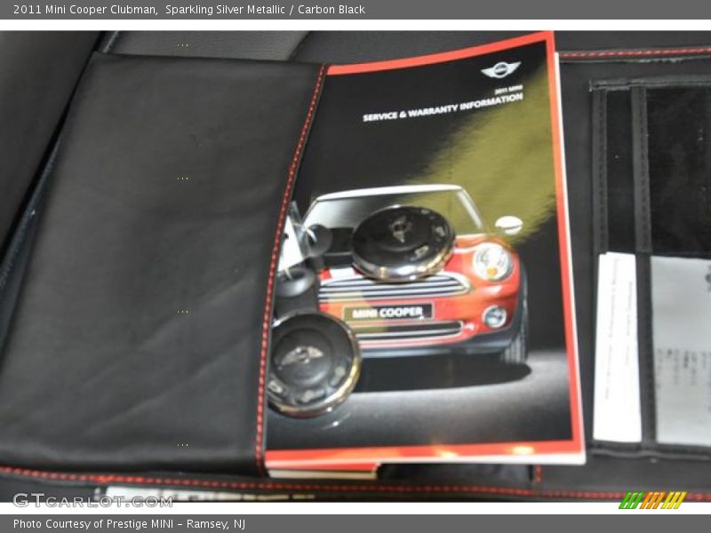 Sparkling Silver Metallic / Carbon Black 2011 Mini Cooper Clubman