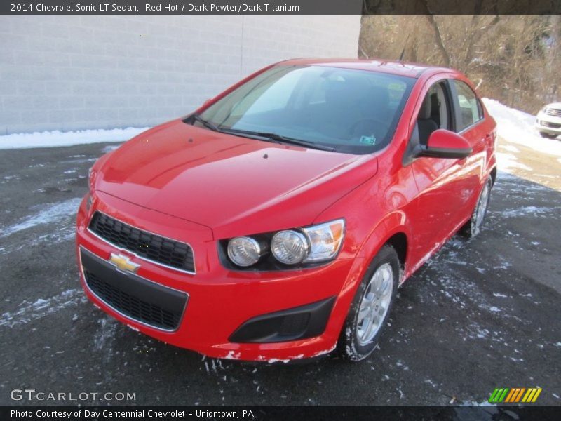 Front 3/4 View of 2014 Sonic LT Sedan