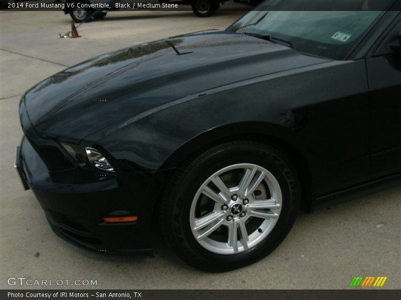 Black / Medium Stone 2014 Ford Mustang V6 Convertible
