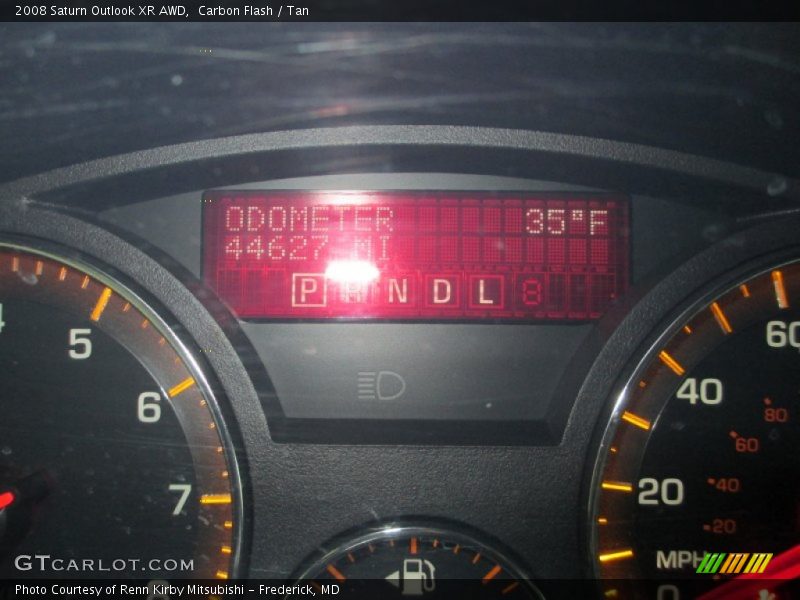 Carbon Flash / Tan 2008 Saturn Outlook XR AWD