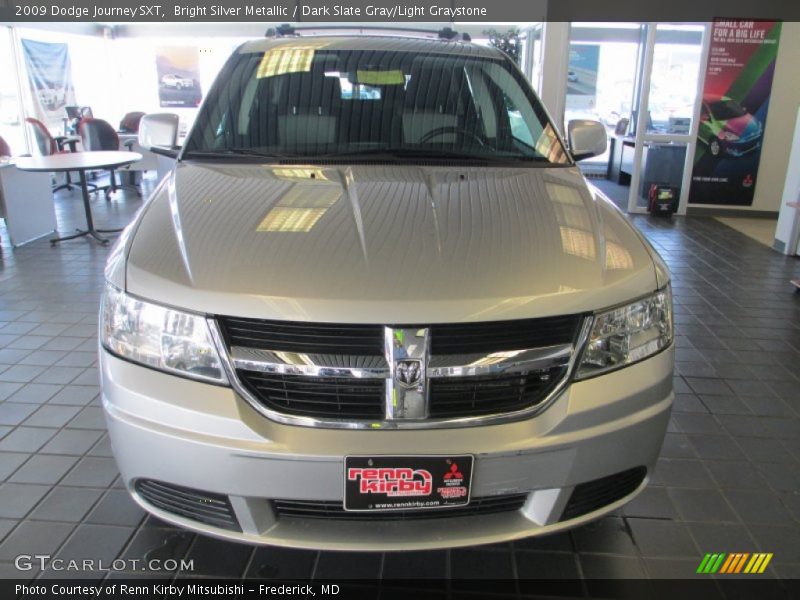 Bright Silver Metallic / Dark Slate Gray/Light Graystone 2009 Dodge Journey SXT
