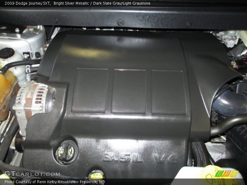 Bright Silver Metallic / Dark Slate Gray/Light Graystone 2009 Dodge Journey SXT