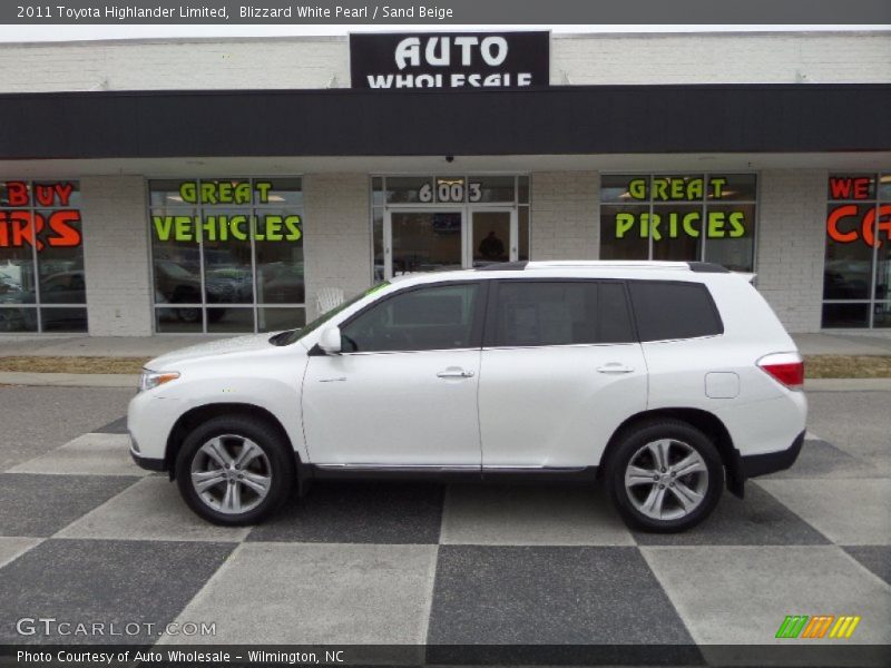 Blizzard White Pearl / Sand Beige 2011 Toyota Highlander Limited