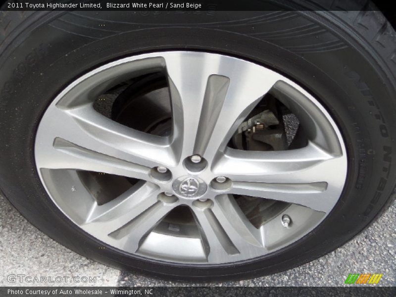 Blizzard White Pearl / Sand Beige 2011 Toyota Highlander Limited