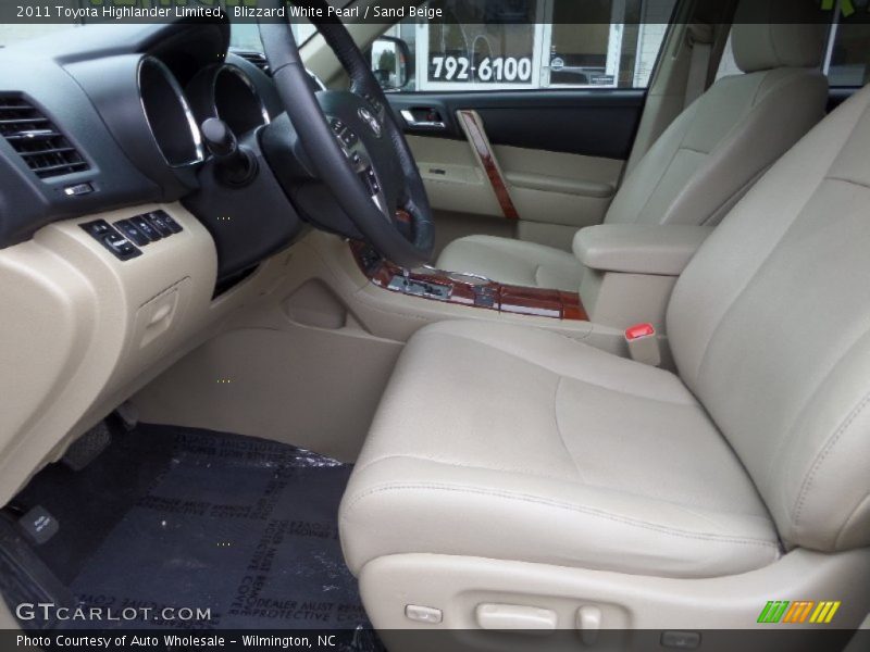 Blizzard White Pearl / Sand Beige 2011 Toyota Highlander Limited