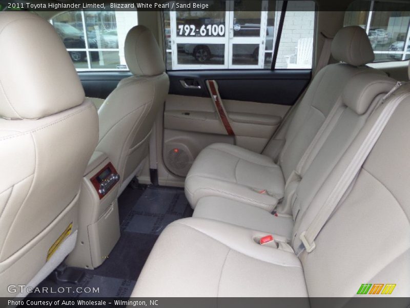 Blizzard White Pearl / Sand Beige 2011 Toyota Highlander Limited