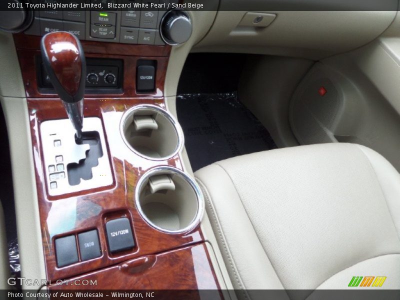 Blizzard White Pearl / Sand Beige 2011 Toyota Highlander Limited