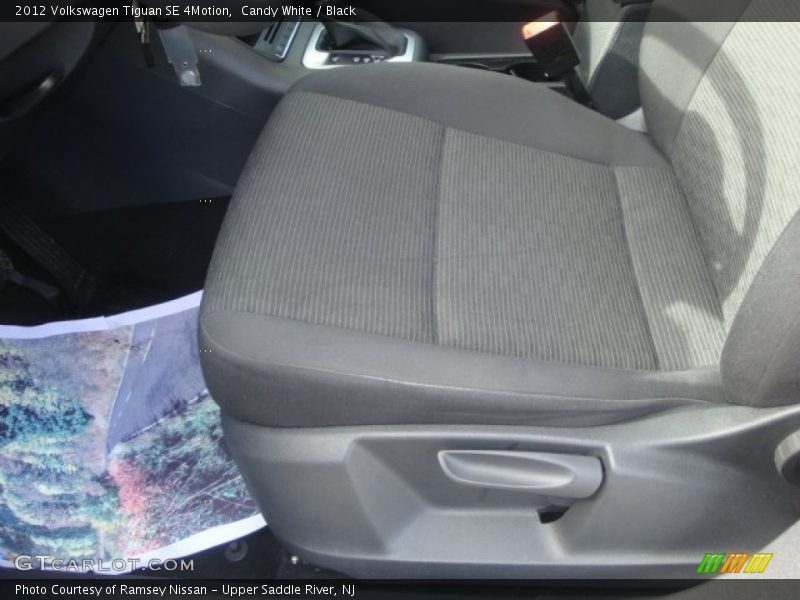Candy White / Black 2012 Volkswagen Tiguan SE 4Motion