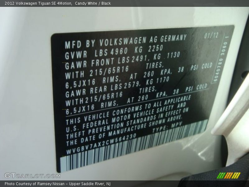 Candy White / Black 2012 Volkswagen Tiguan SE 4Motion