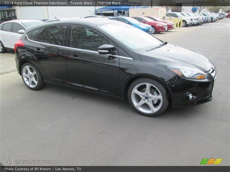 Tuxedo Black / Charcoal Black 2014 Ford Focus Titanium Hatchback