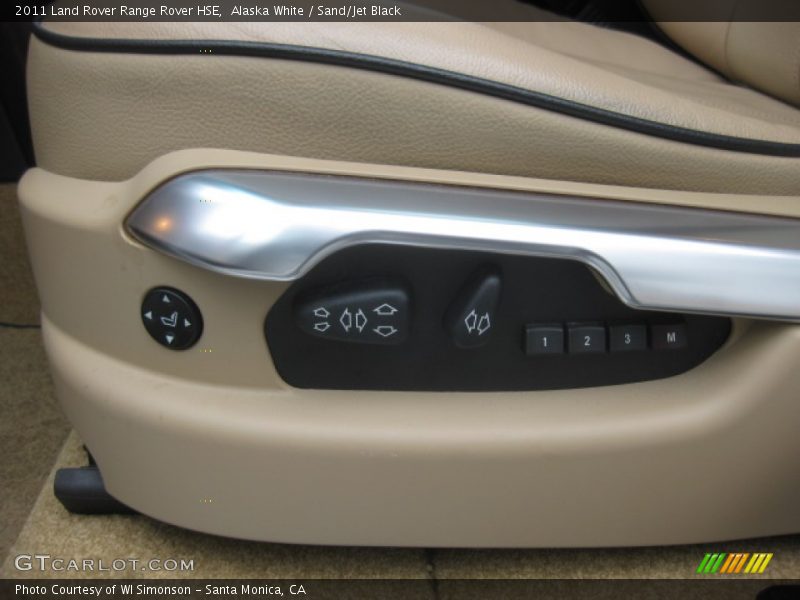 Alaska White / Sand/Jet Black 2011 Land Rover Range Rover HSE