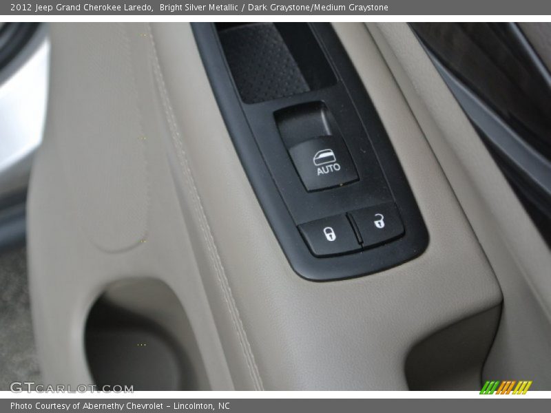 Bright Silver Metallic / Dark Graystone/Medium Graystone 2012 Jeep Grand Cherokee Laredo