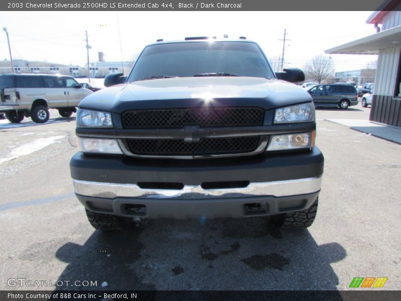 Black / Dark Charcoal 2003 Chevrolet Silverado 2500HD LS Extended Cab 4x4