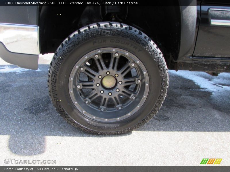 Black / Dark Charcoal 2003 Chevrolet Silverado 2500HD LS Extended Cab 4x4