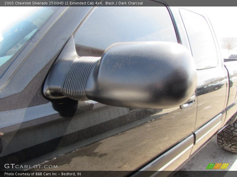 Black / Dark Charcoal 2003 Chevrolet Silverado 2500HD LS Extended Cab 4x4