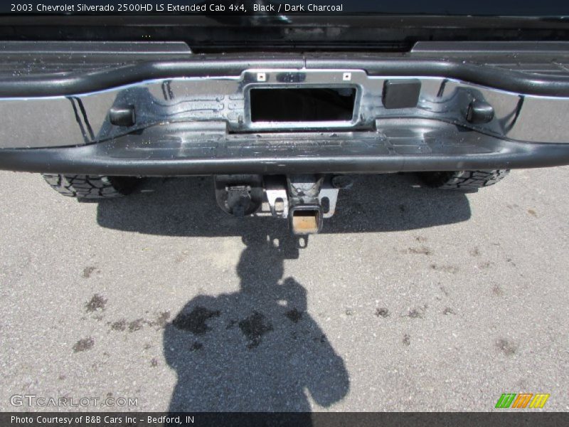 Black / Dark Charcoal 2003 Chevrolet Silverado 2500HD LS Extended Cab 4x4