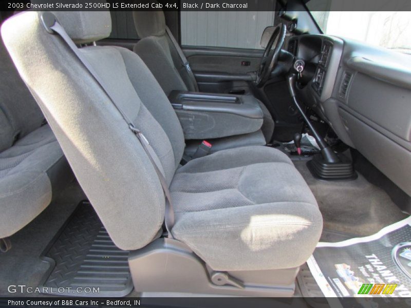 Black / Dark Charcoal 2003 Chevrolet Silverado 2500HD LS Extended Cab 4x4