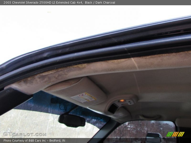 Black / Dark Charcoal 2003 Chevrolet Silverado 2500HD LS Extended Cab 4x4