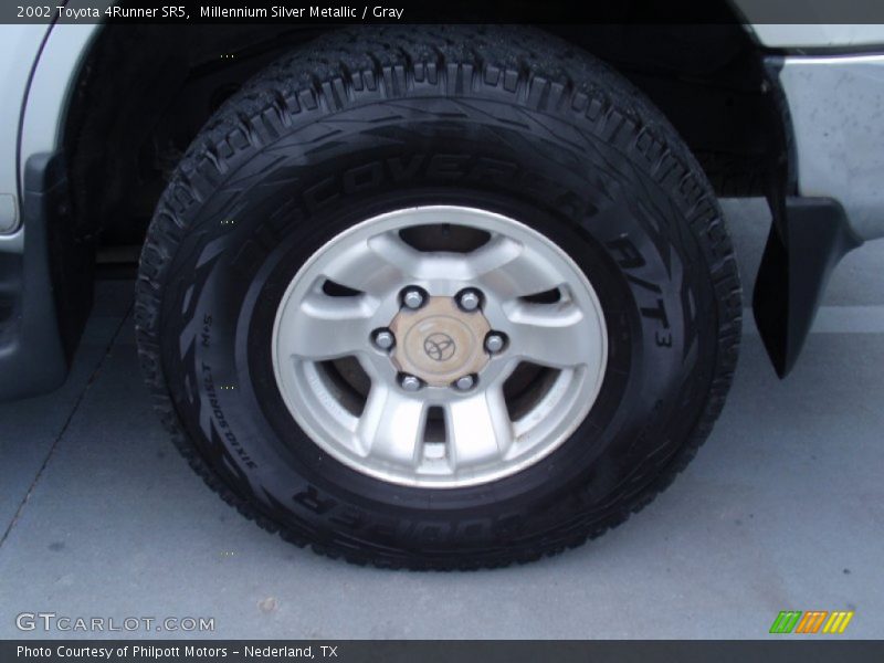 Millennium Silver Metallic / Gray 2002 Toyota 4Runner SR5