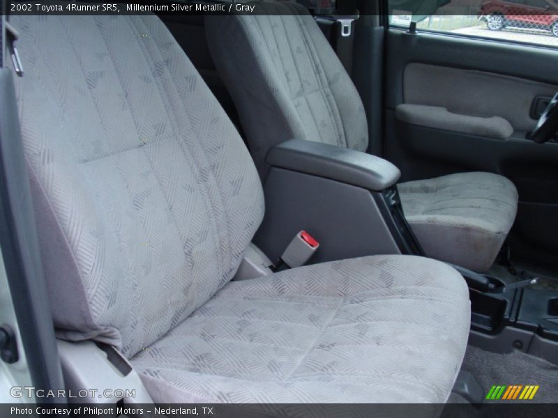 Millennium Silver Metallic / Gray 2002 Toyota 4Runner SR5
