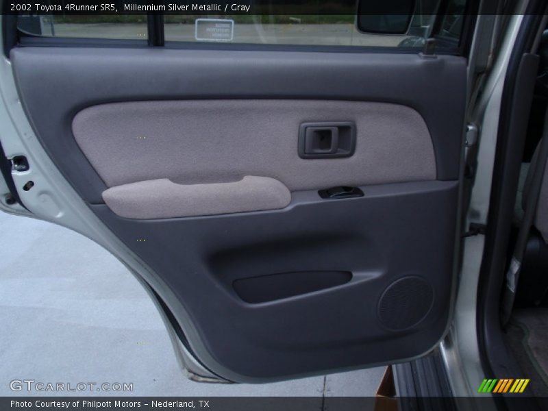 Millennium Silver Metallic / Gray 2002 Toyota 4Runner SR5