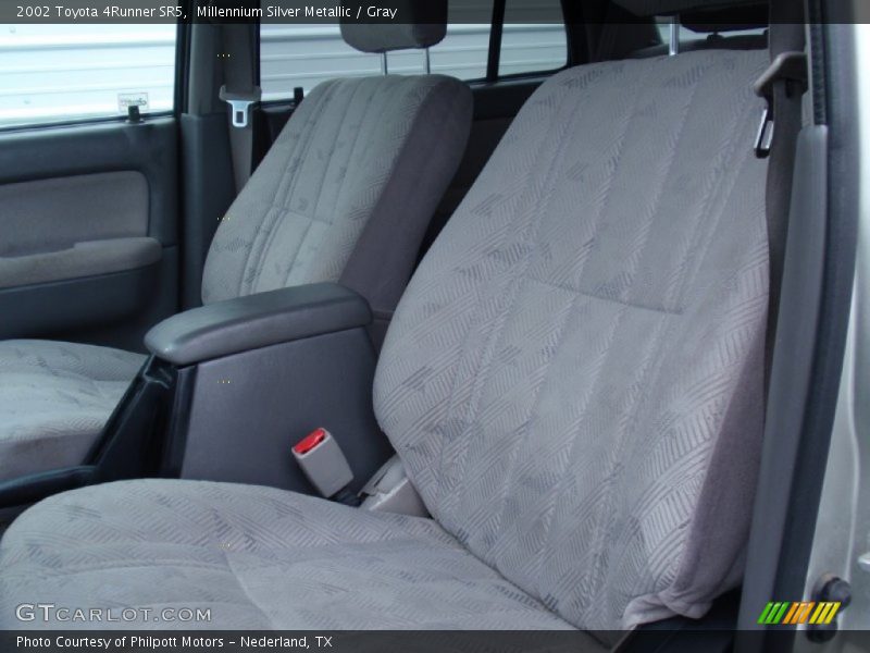 Millennium Silver Metallic / Gray 2002 Toyota 4Runner SR5