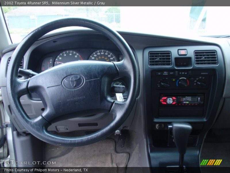 Millennium Silver Metallic / Gray 2002 Toyota 4Runner SR5