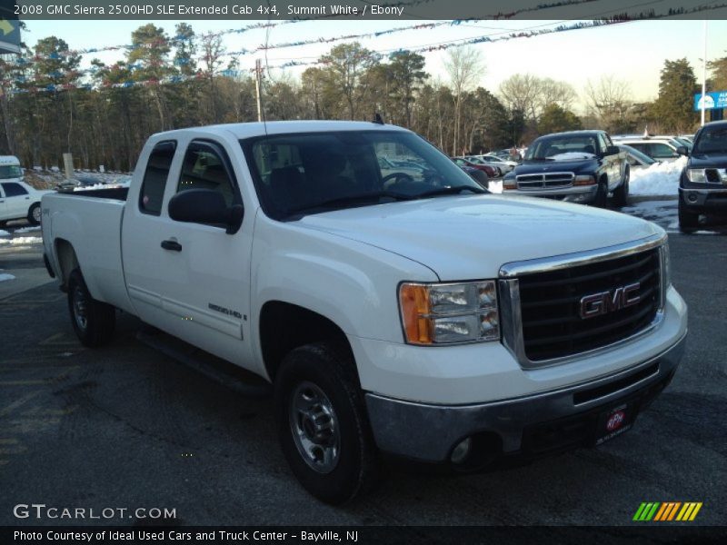 Front 3/4 View of 2008 Sierra 2500HD SLE Extended Cab 4x4