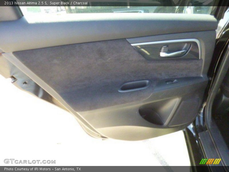 Super Black / Charcoal 2013 Nissan Altima 2.5 S