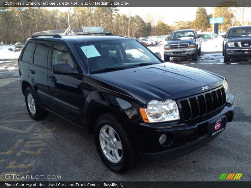 Black / Medium Slate Gray 2007 Jeep Grand Cherokee Laredo 4x4