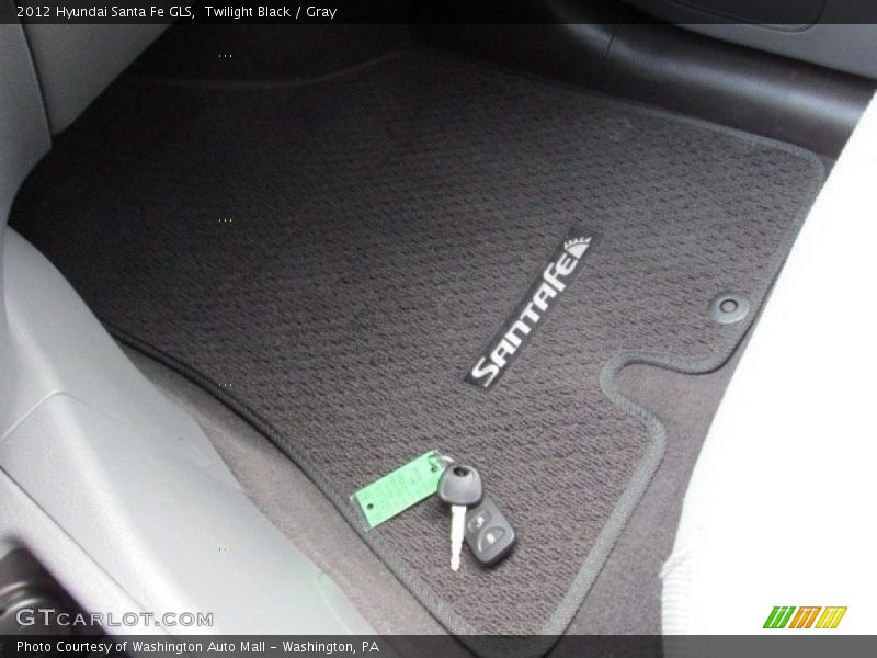 Twilight Black / Gray 2012 Hyundai Santa Fe GLS