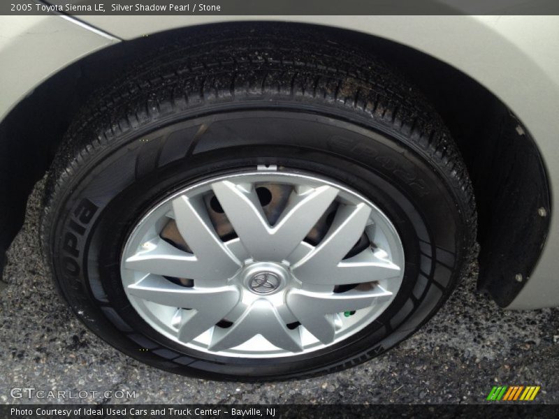Silver Shadow Pearl / Stone 2005 Toyota Sienna LE