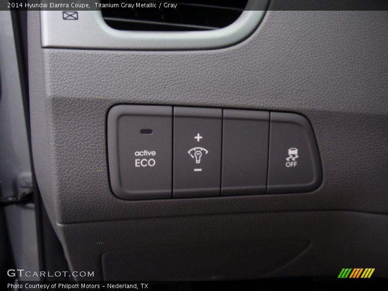 Controls of 2014 Elantra Coupe 