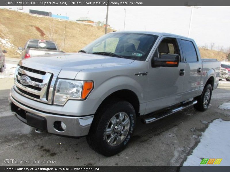 Front 3/4 View of 2009 F150 XLT SuperCrew 4x4