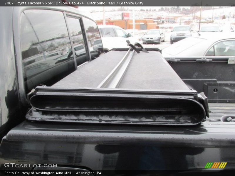 Black Sand Pearl / Graphite Gray 2007 Toyota Tacoma V6 SR5 Double Cab 4x4