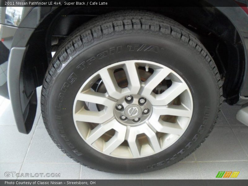 Super Black / Cafe Latte 2011 Nissan Pathfinder LE 4x4