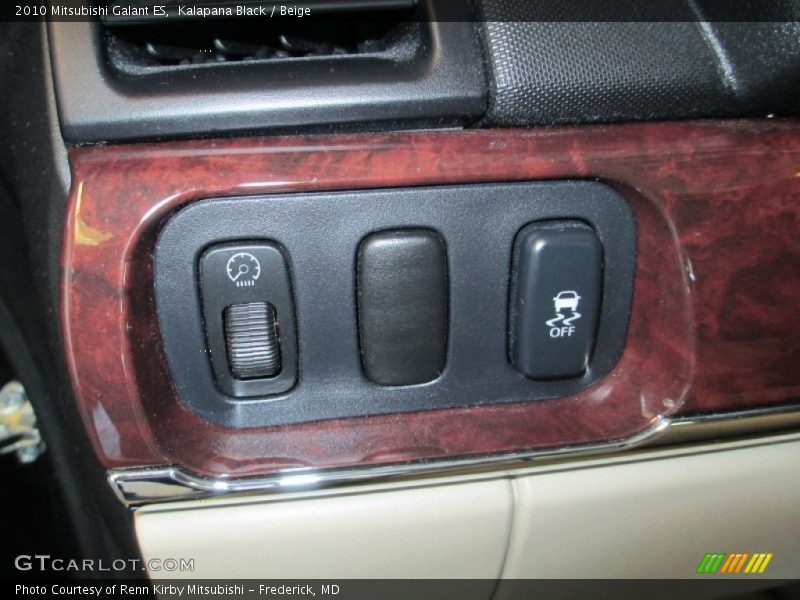 Kalapana Black / Beige 2010 Mitsubishi Galant ES