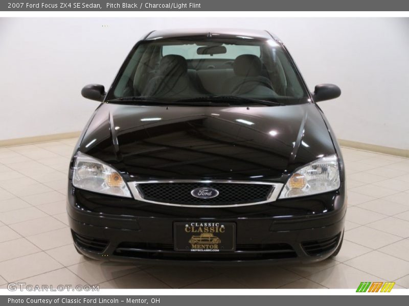 Pitch Black / Charcoal/Light Flint 2007 Ford Focus ZX4 SE Sedan