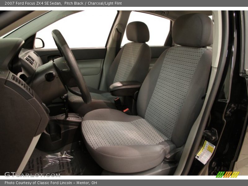 Pitch Black / Charcoal/Light Flint 2007 Ford Focus ZX4 SE Sedan