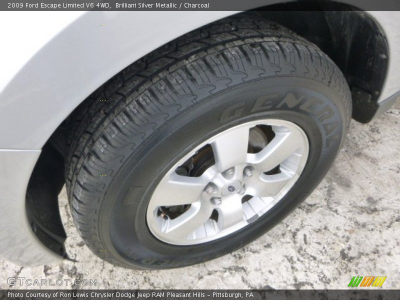 Brilliant Silver Metallic / Charcoal 2009 Ford Escape Limited V6 4WD